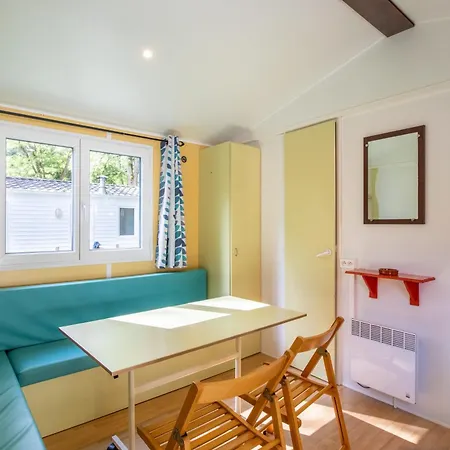 Holiday home Mobilhome Le Tilleul Saint-Pompont